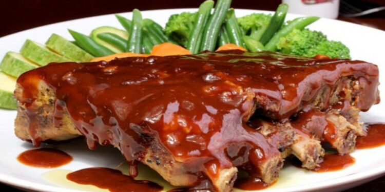 Barbecue ribs with amazing red sauce