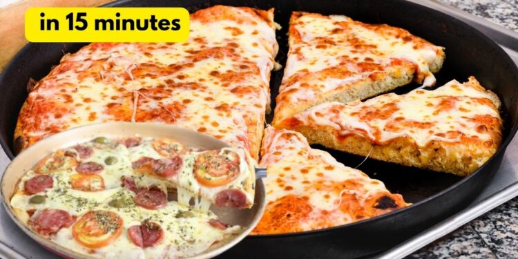 Homemade Skillet Pizza with Cheese, in 15 minutes