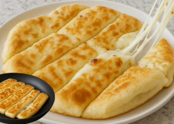 Skillet Snack With Cheese And Ham In 10 Minutes