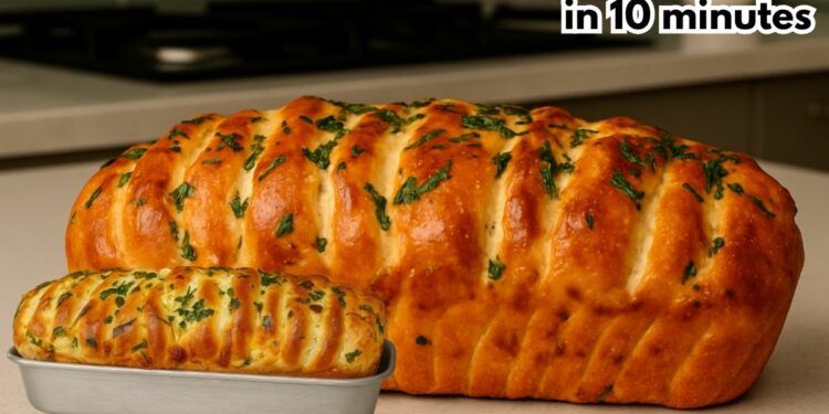 Garlic Bread with Mayonnaise for Barbecue or Afternoon Snack, in 10 minutes
