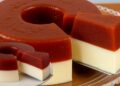 2-Layer Dessert Recipe with Cheese and Guava Jam in the Refrigerator