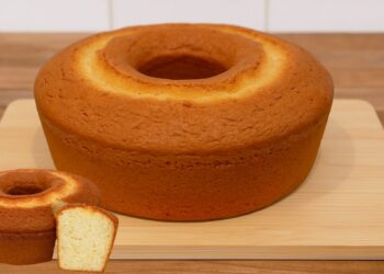 Easy & Quick No-Blender Cake – Perfect for Breakfast or Afternoon Coffee