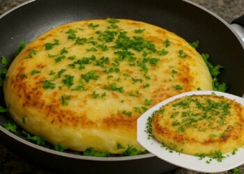 Quick and Easy Skillet Snack with Creamy Filling, in 10 minutes